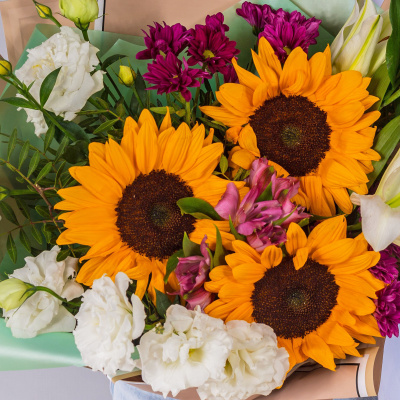 Букет с подсолнухами и лилиями N 52963Дв