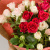 Букет из красных и розовых кустовых роз арт. 50401-КР