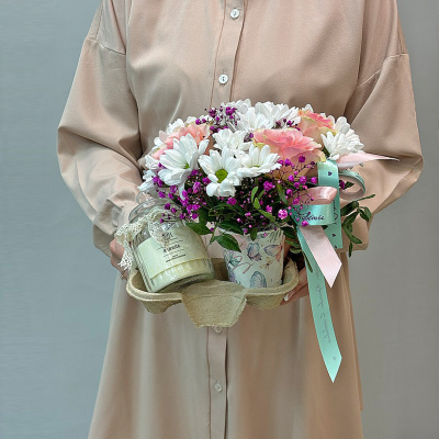 Сет "Ягодный раф" с цветочным стаканчиком и аромасвечой в банке 70399