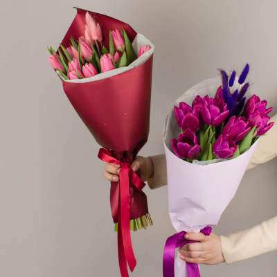 Букет 11 розовых тюльпанов с лагурусом 46462